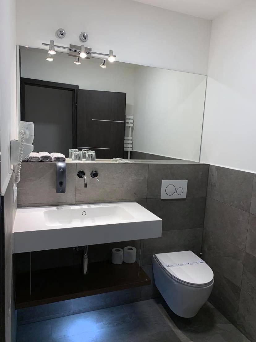 Hotel Zodiaco Szekszard Room photo